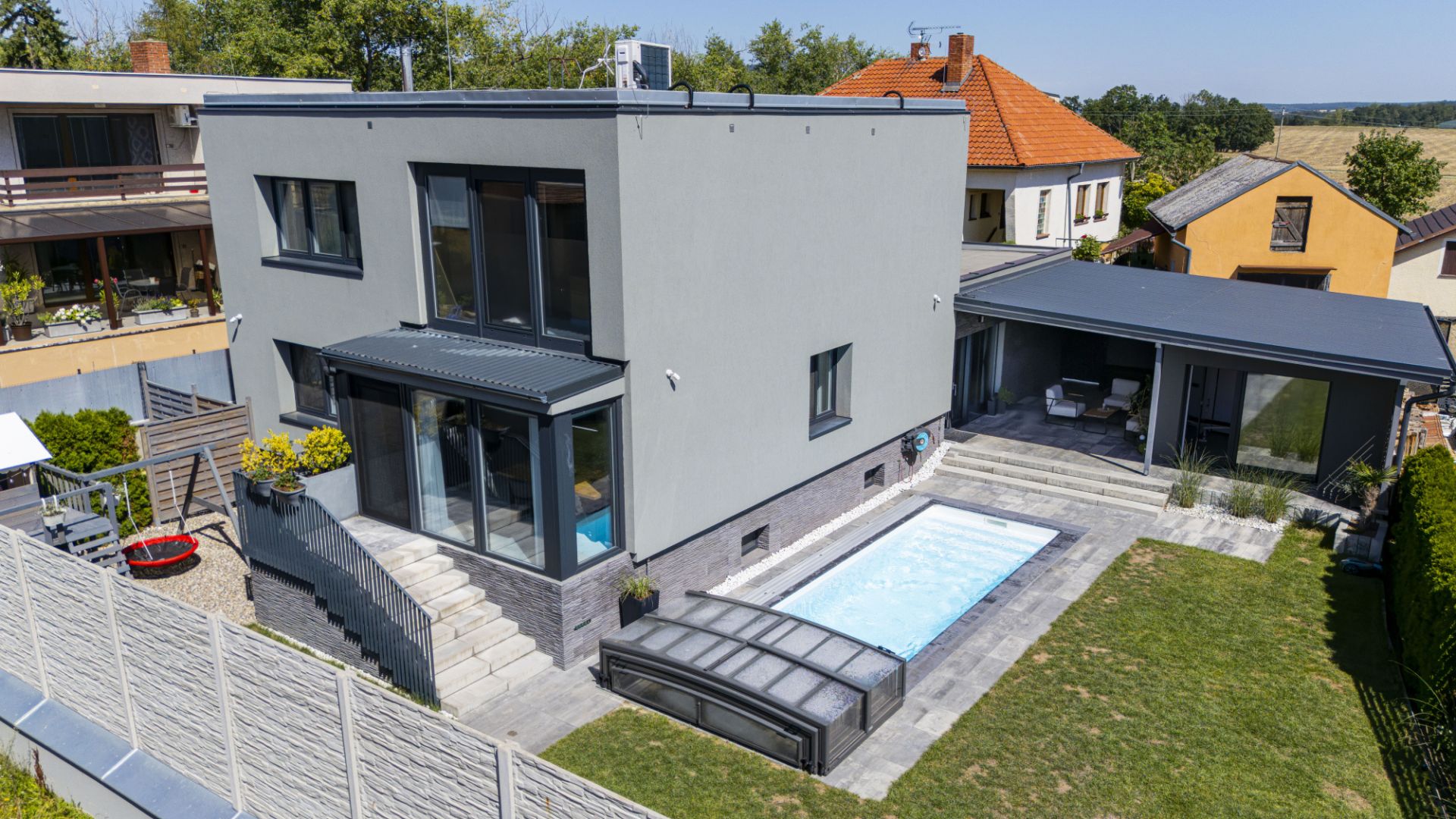 RD 7+1+G 282 m² na prodej, Račiněves